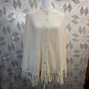 Vintage 70's Acrylic Glentey Fringe Poncho. One size